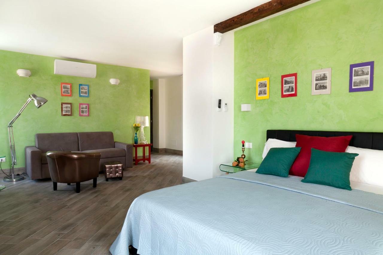 Готель Relais Al Porto Песк'єра-дель-Гарда Екстер'єр фото